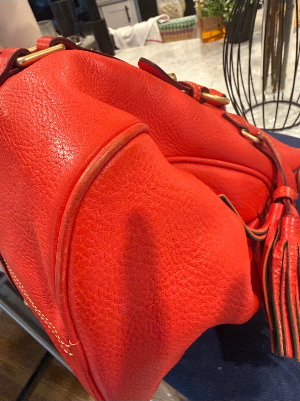 Dooney and Bourke large Florentine satchel in strawberry - Picture 4 of 12